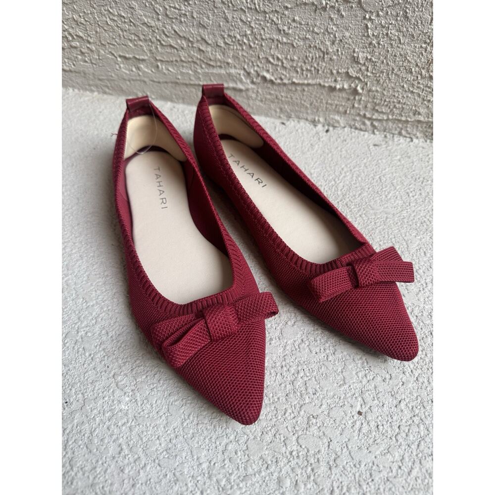 Tahari Athens Red Knit Pointed Toe Ballet Flats Bow Detail Size 10 Christmas